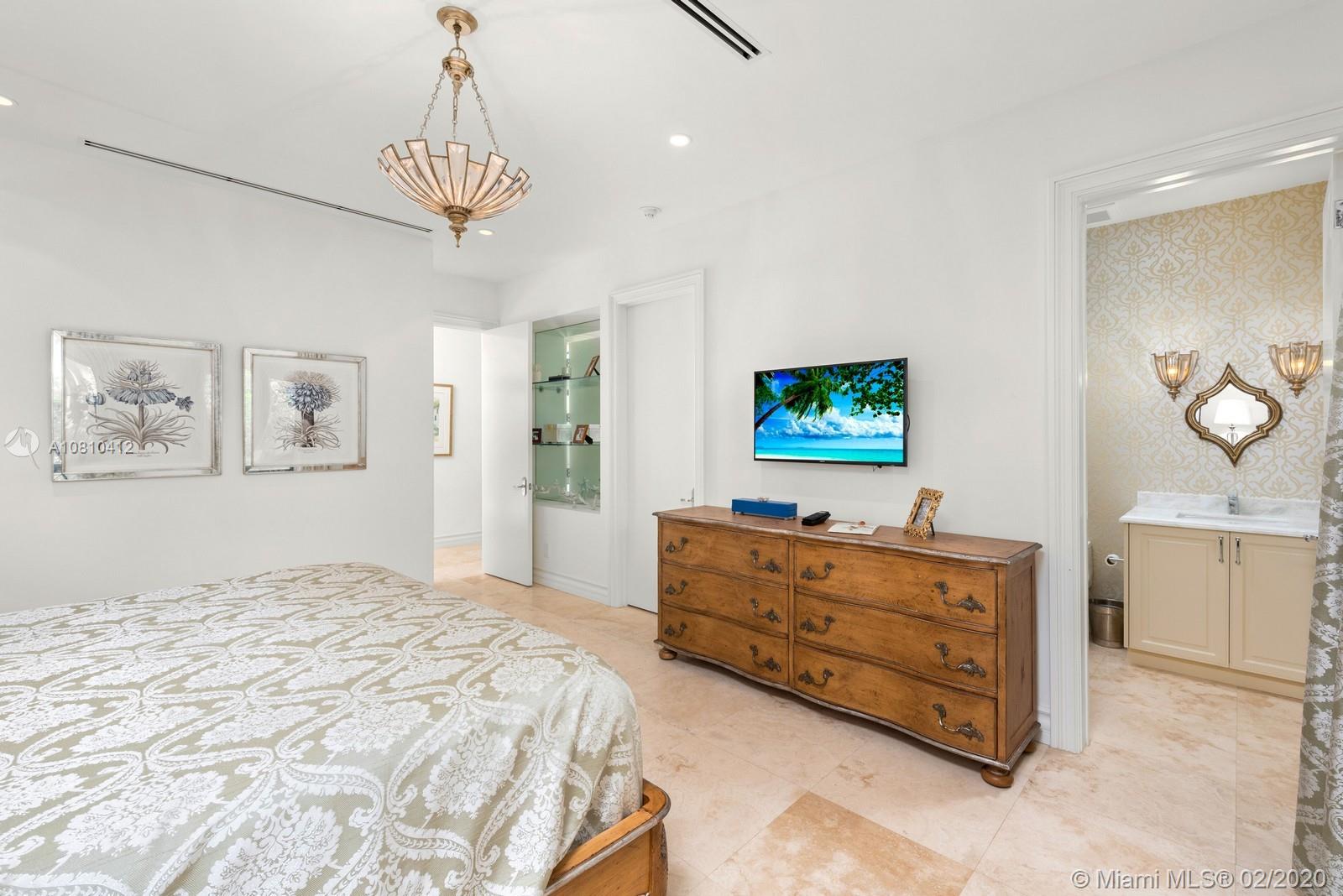 INDIAN CREEK GOLF CLUB IS - Residential