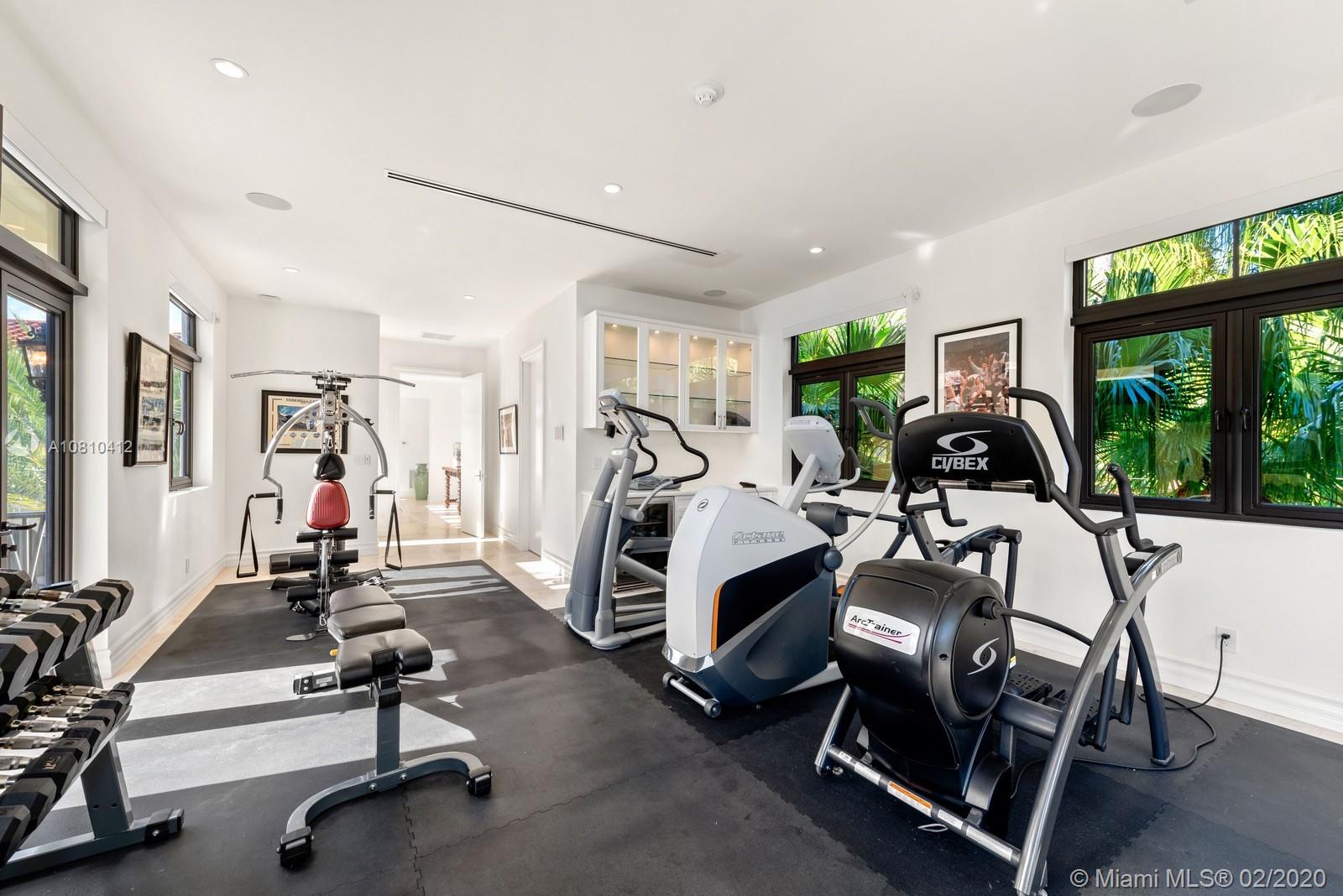 INDIAN CREEK GOLF CLUB IS - Residential