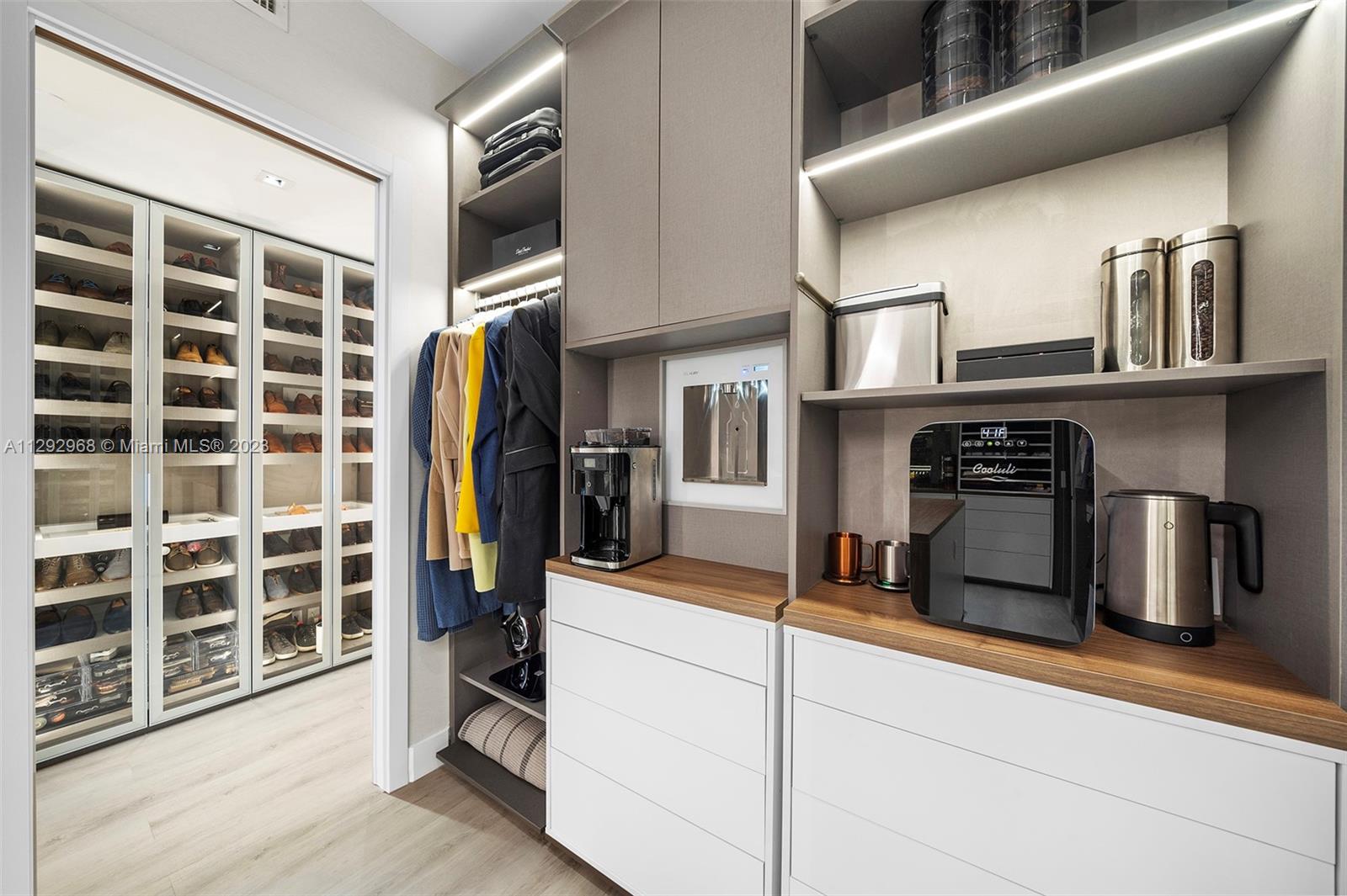 THE RESIDENCES AT THE BAT - Residential