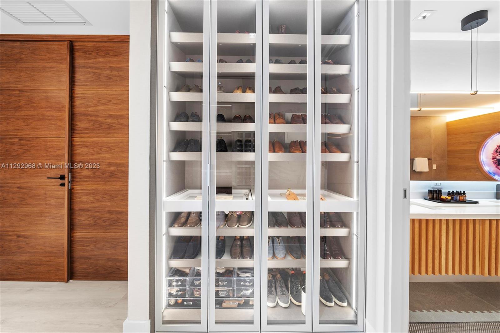 THE RESIDENCES AT THE BAT - Residential