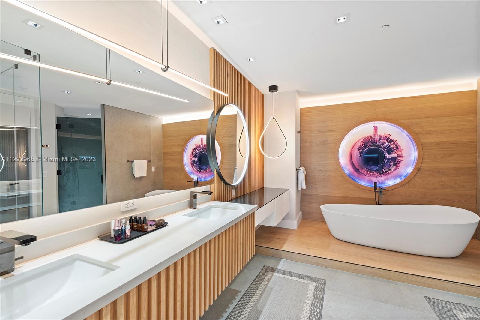 THE RESIDENCES AT THE BAT - Residential