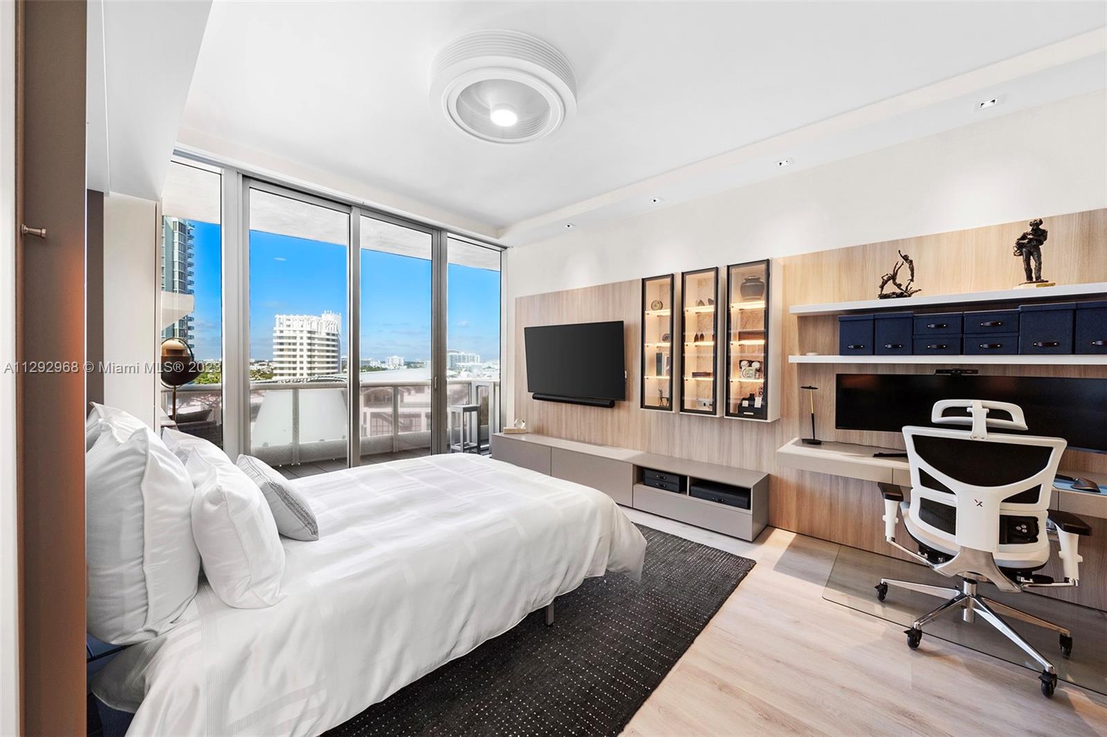 THE RESIDENCES AT THE BAT - Residential