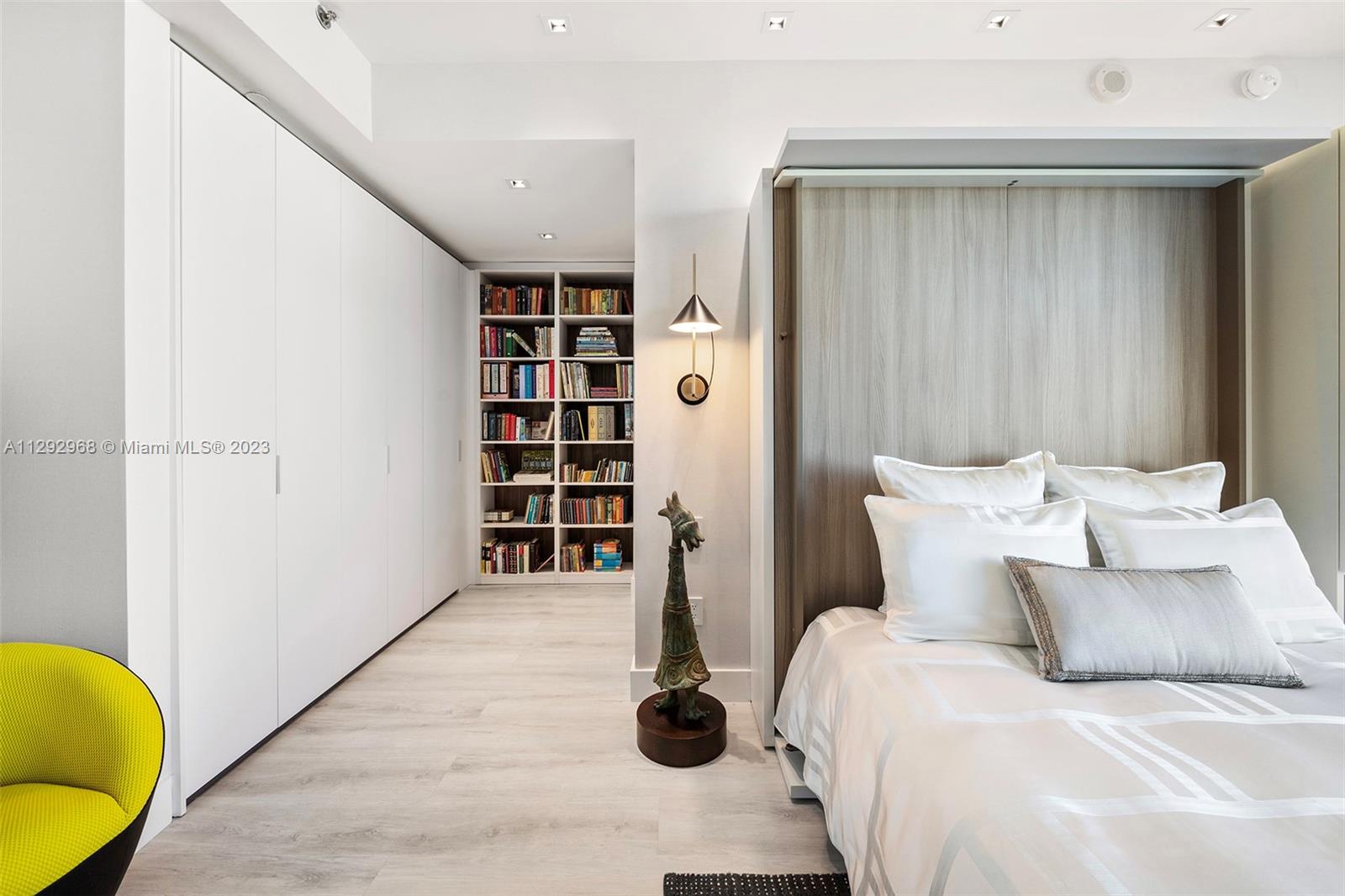 THE RESIDENCES AT THE BAT - Residential