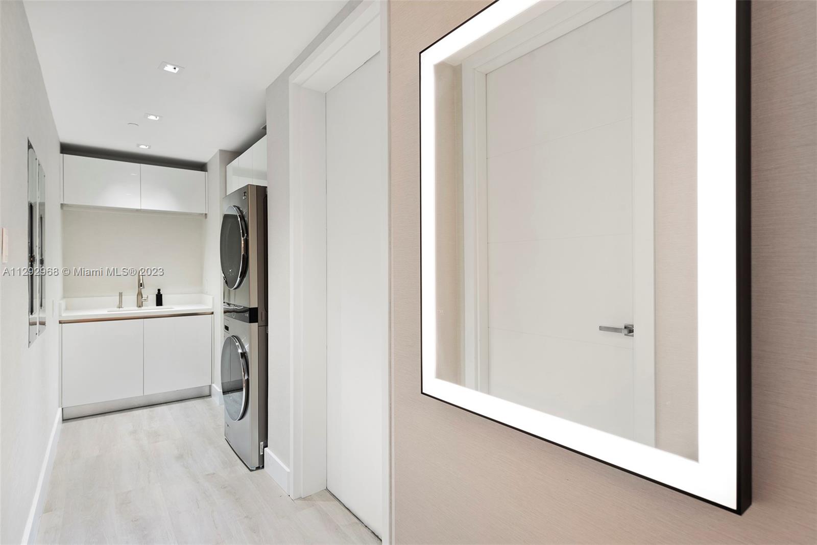 THE RESIDENCES AT THE BAT - Residential