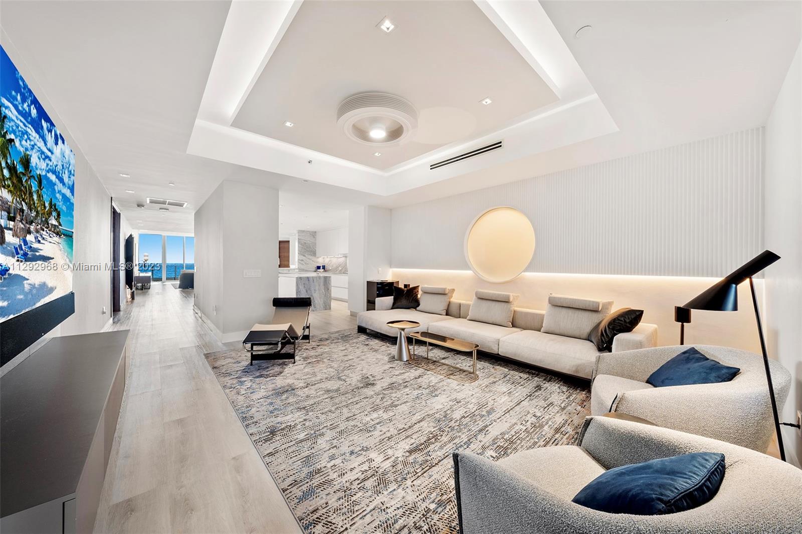 THE RESIDENCES AT THE BAT - Residential