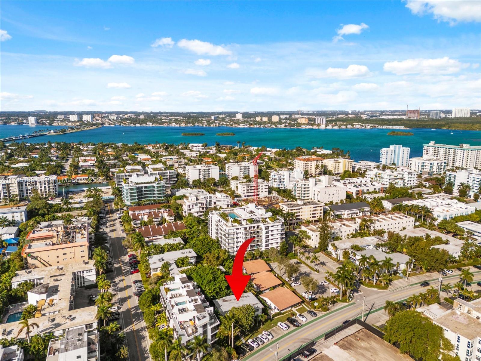 BAY HARBOR ISLAND - Residential Income