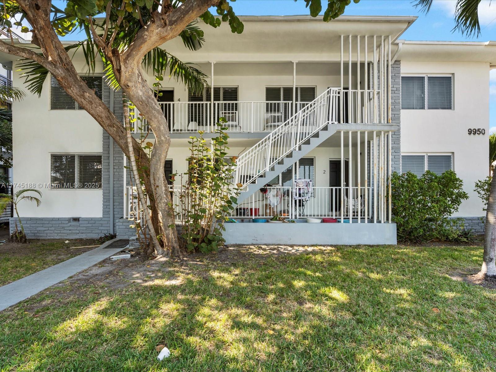 BAY HARBOR ISLAND - Residential Income