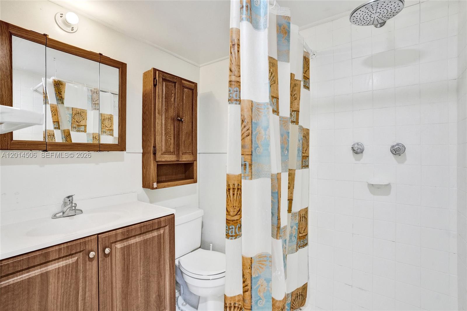 GRAPELAND - Residential Lease