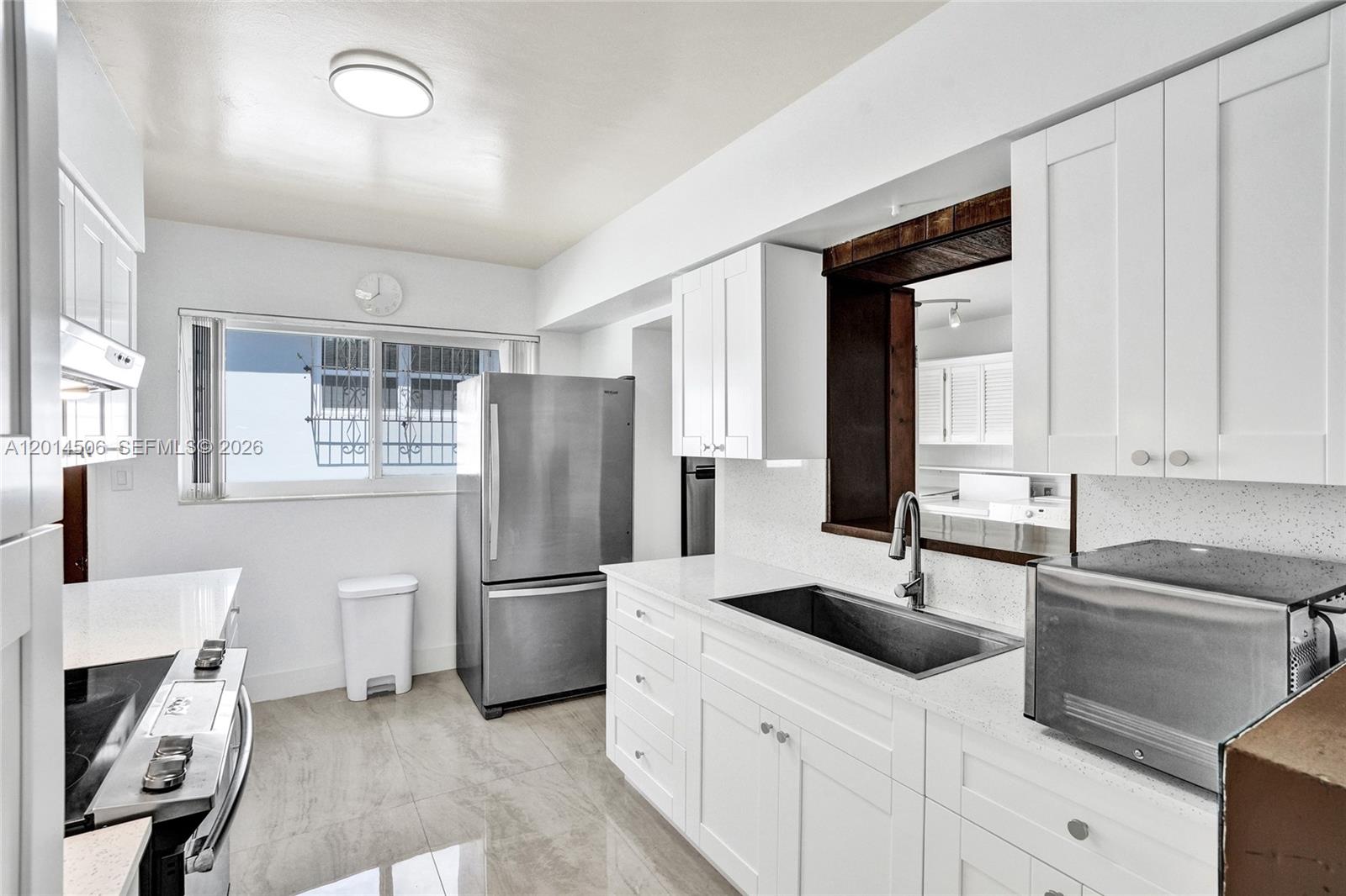 GRAPELAND - Residential Lease