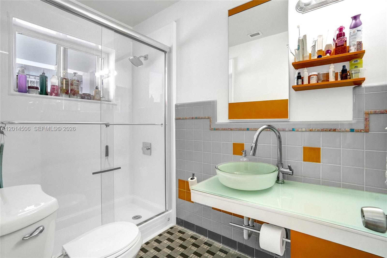 GRAPELAND - Residential Lease