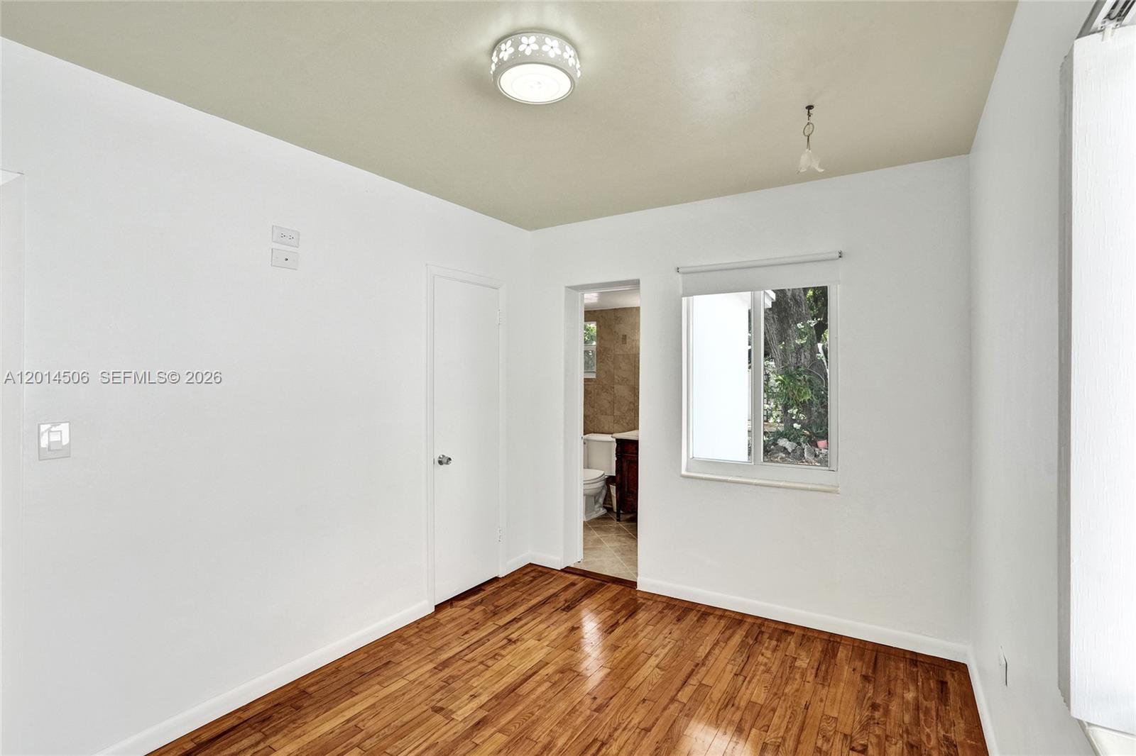 GRAPELAND - Residential Lease