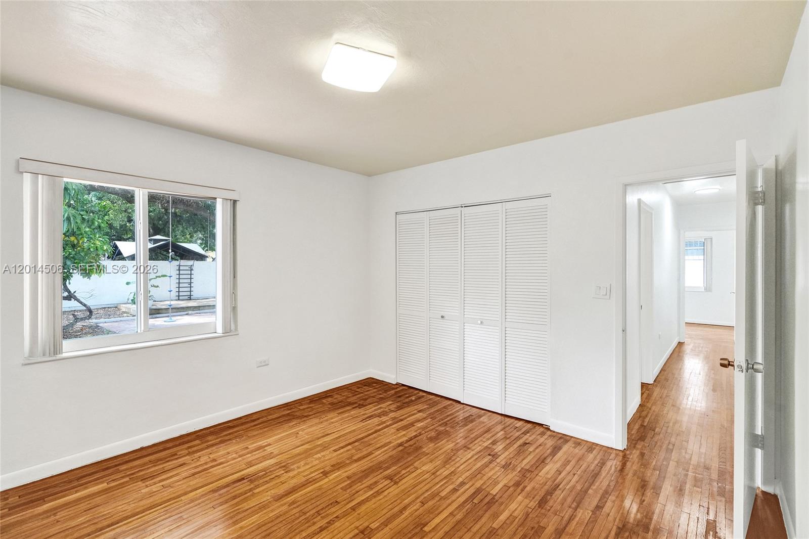 GRAPELAND - Residential Lease