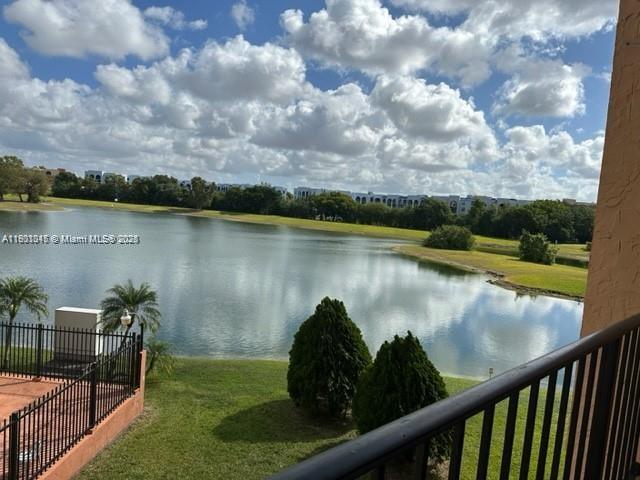 GOLFVIEW CL FONTAINBL PK - Residential Lease