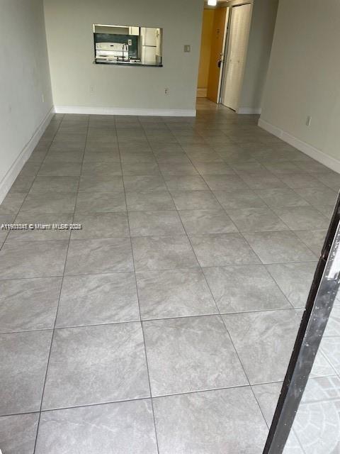 GOLFVIEW CL FONTAINBL PK - Residential Lease