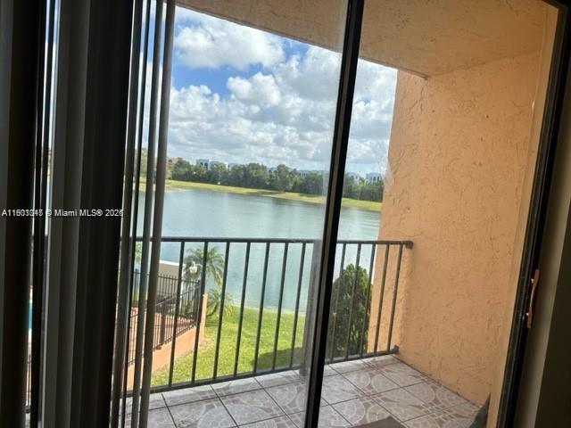 GOLFVIEW CL FONTAINBL PK - Residential Lease