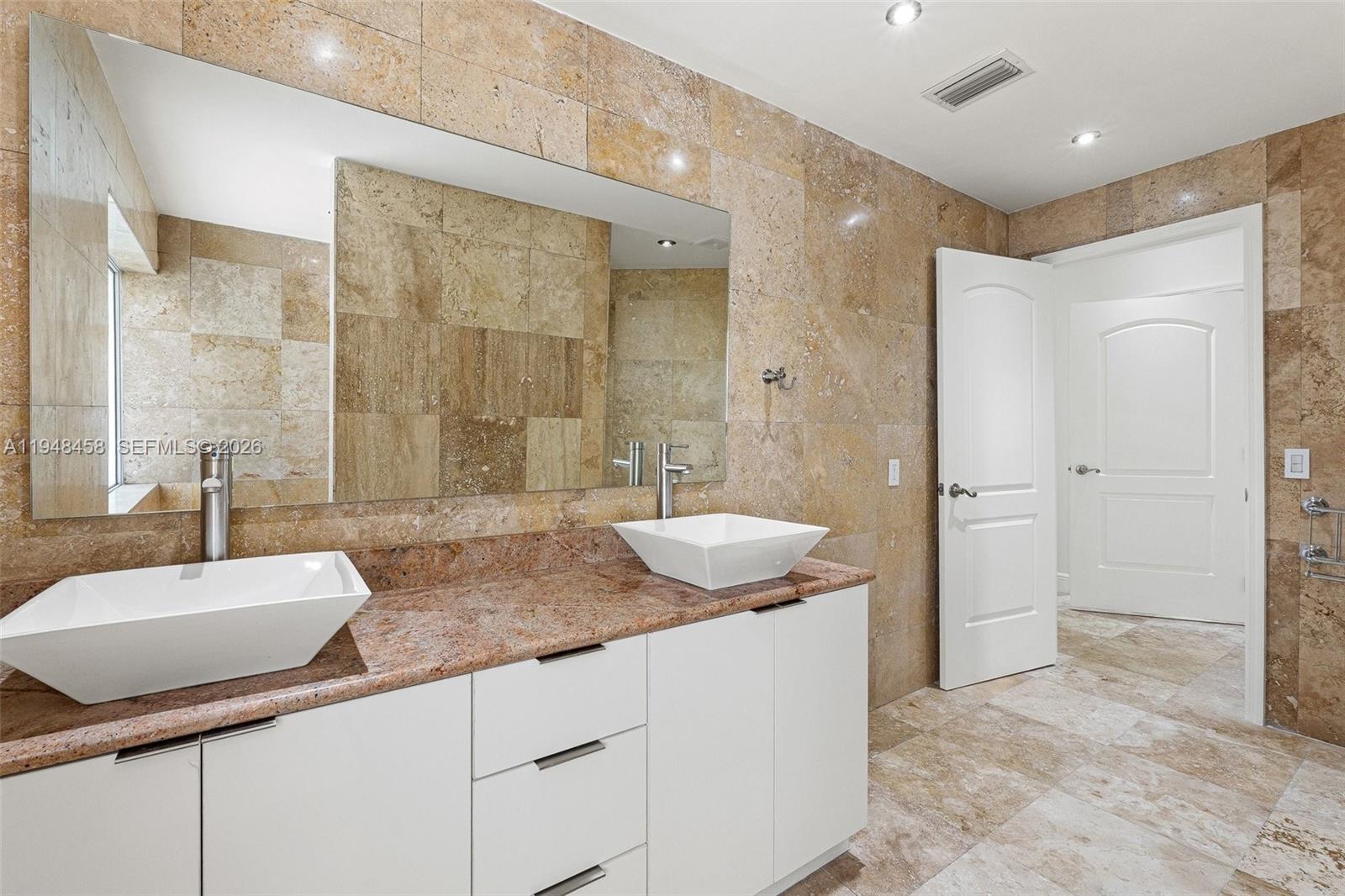 SPLIT RAIL SEC 1 - Residential