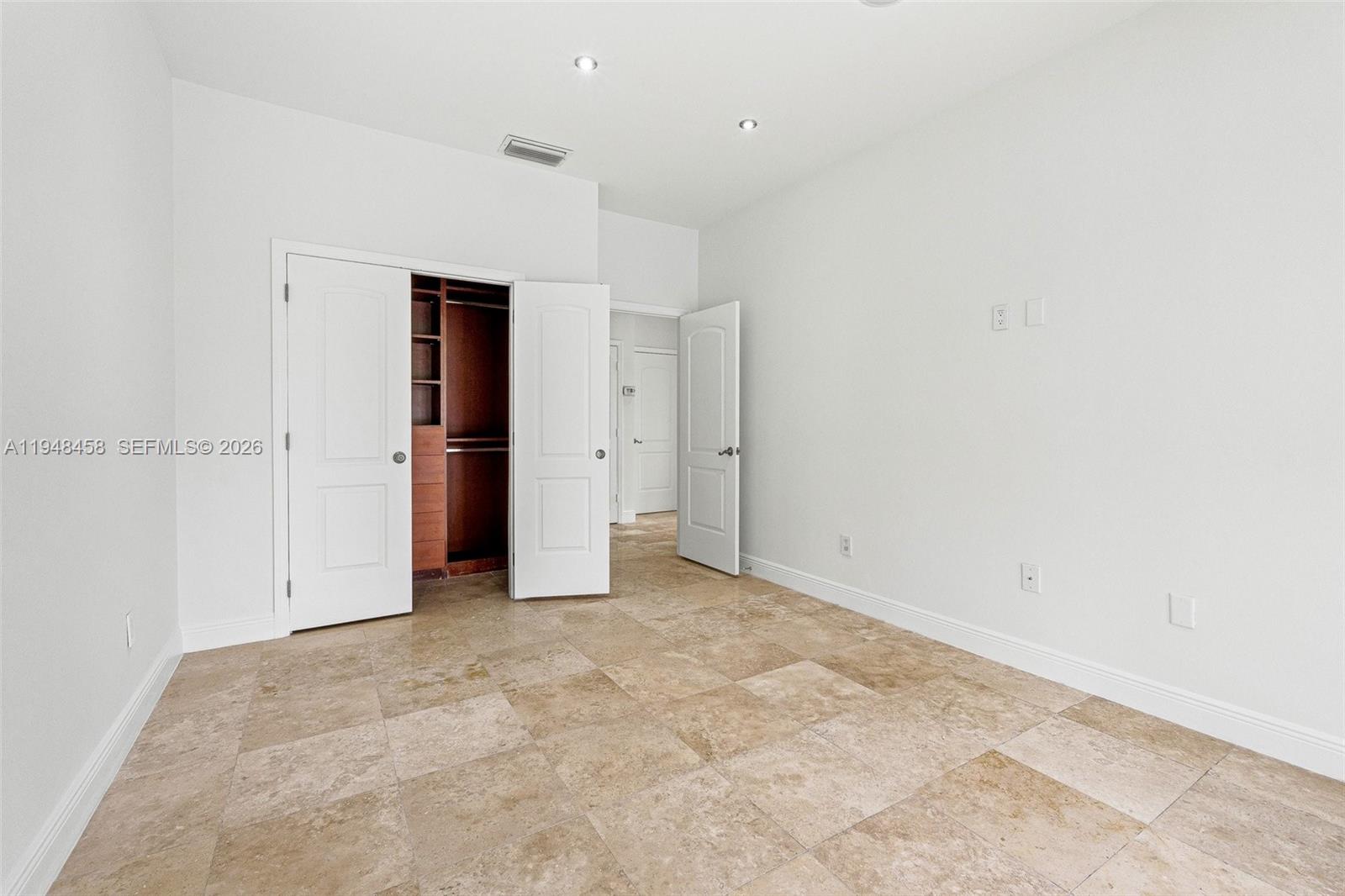 SPLIT RAIL SEC 1 - Residential