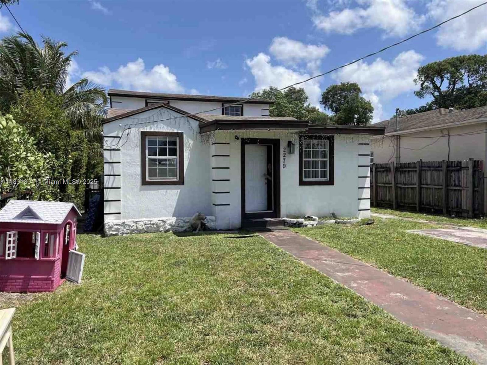2279 NW 48th St