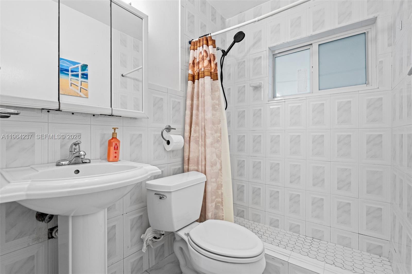 GUAVA GROVE ESTATES 1ST A - Residential