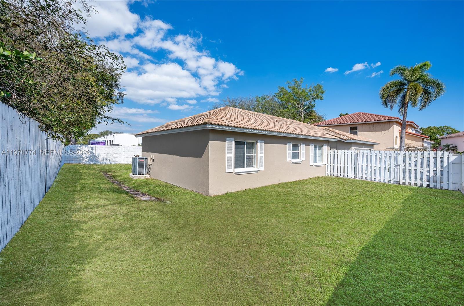 TANGLEWOOD TOWNHOMES - Residential