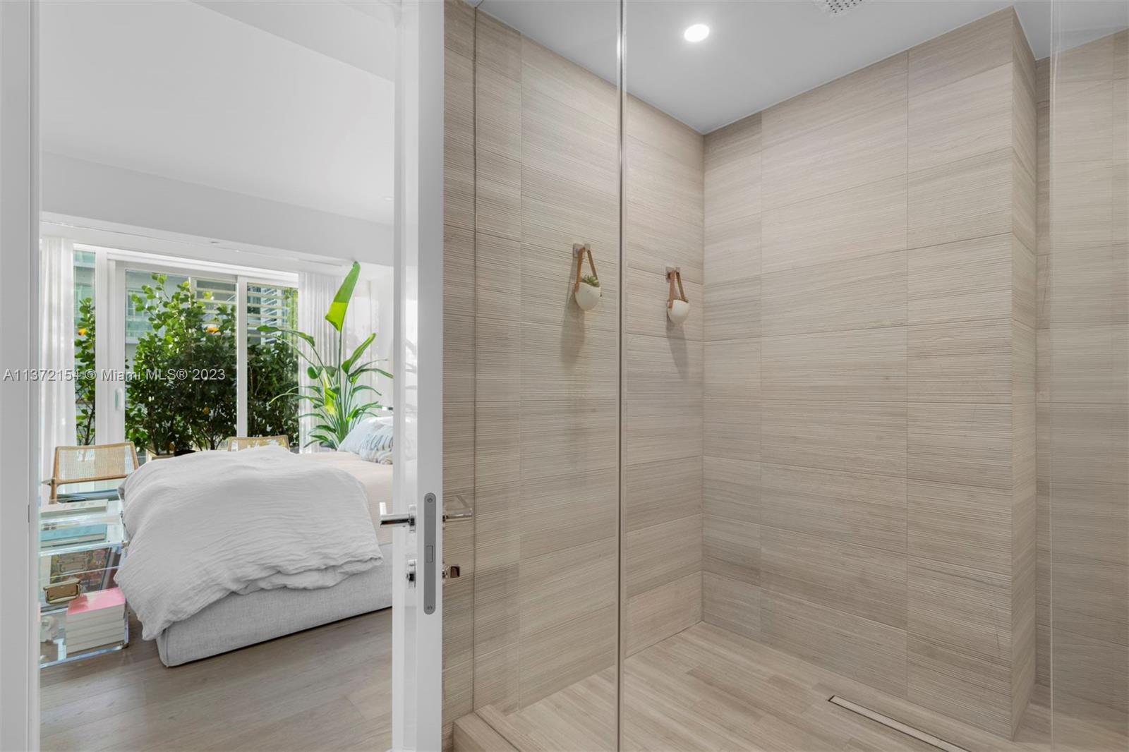 4701 NORTH MERIDIAN CONDO - Residential