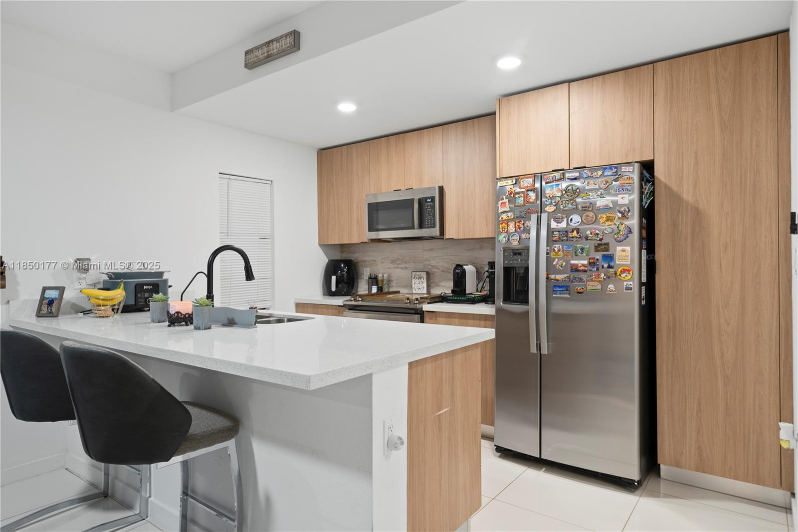 214 NW 13th Ct