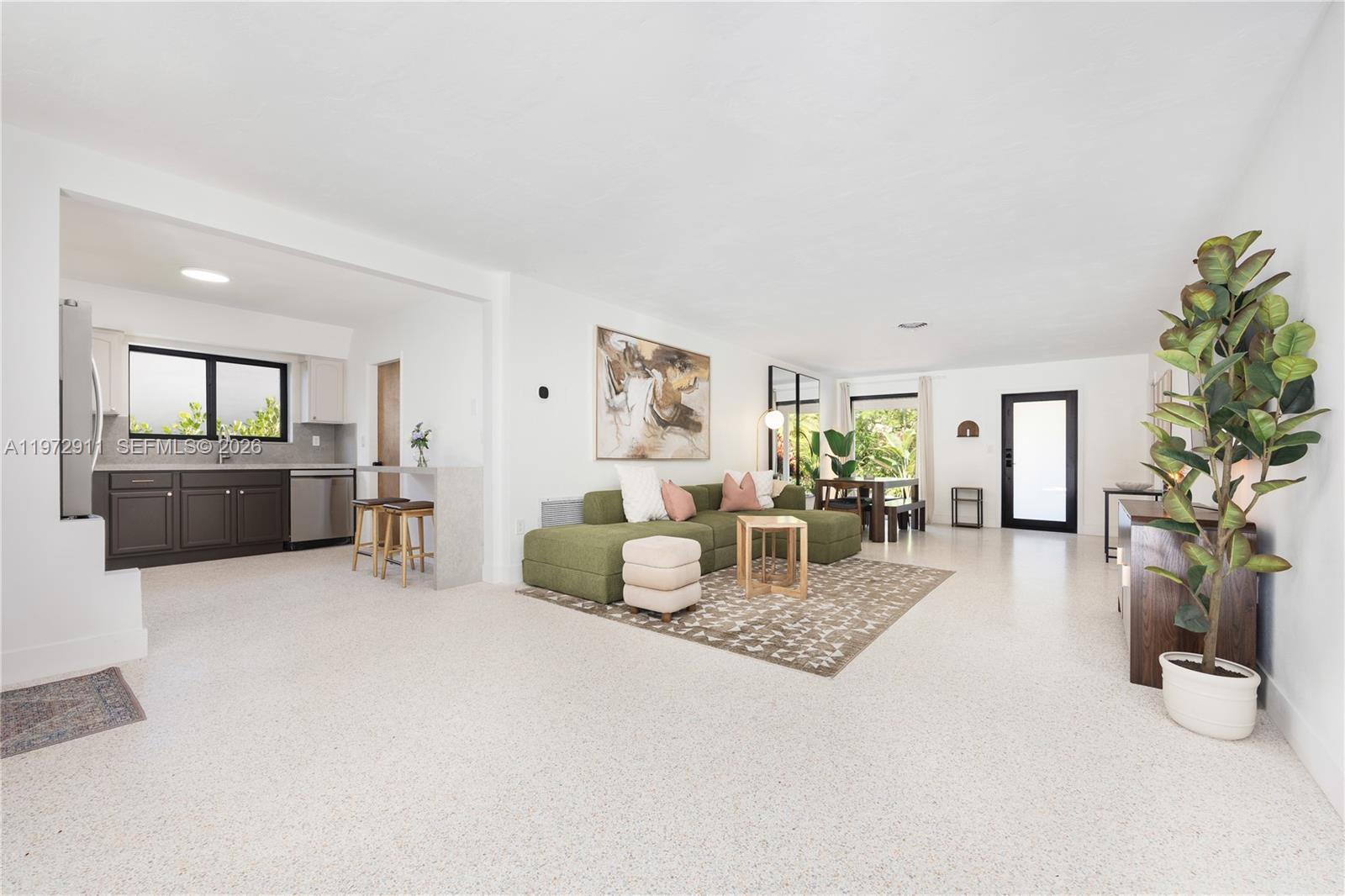 SOUTH SHENANDOAH - Residential Lease