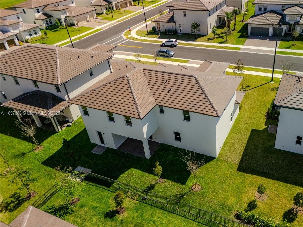 RESERVE AT DAVIE - Residential