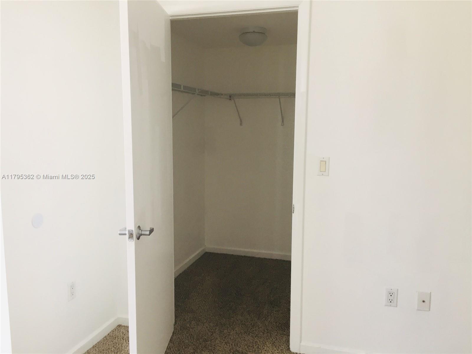 50 BISCAYNE CONDO - Residential Lease