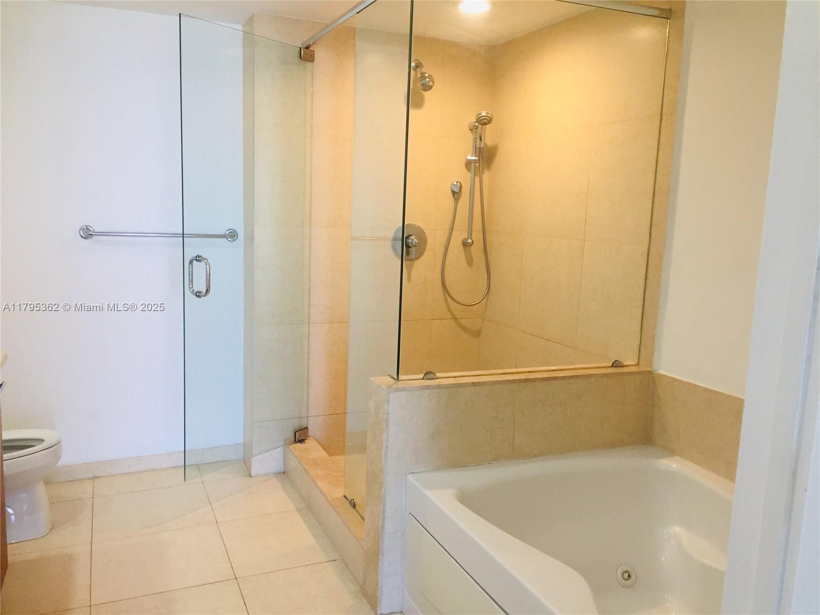 50 BISCAYNE CONDO - Residential Lease