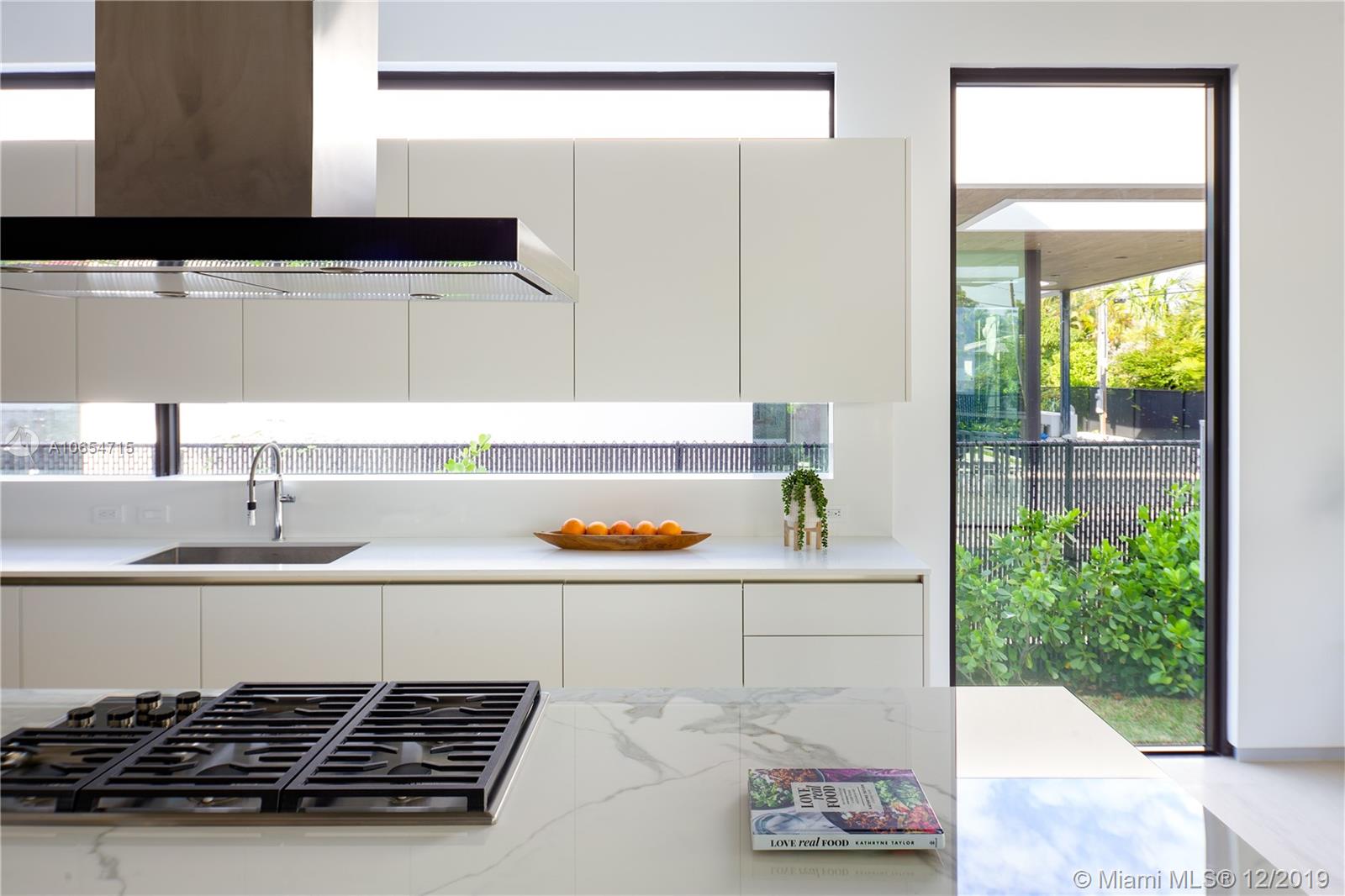 BAY HARBOR ISLAND - Residential