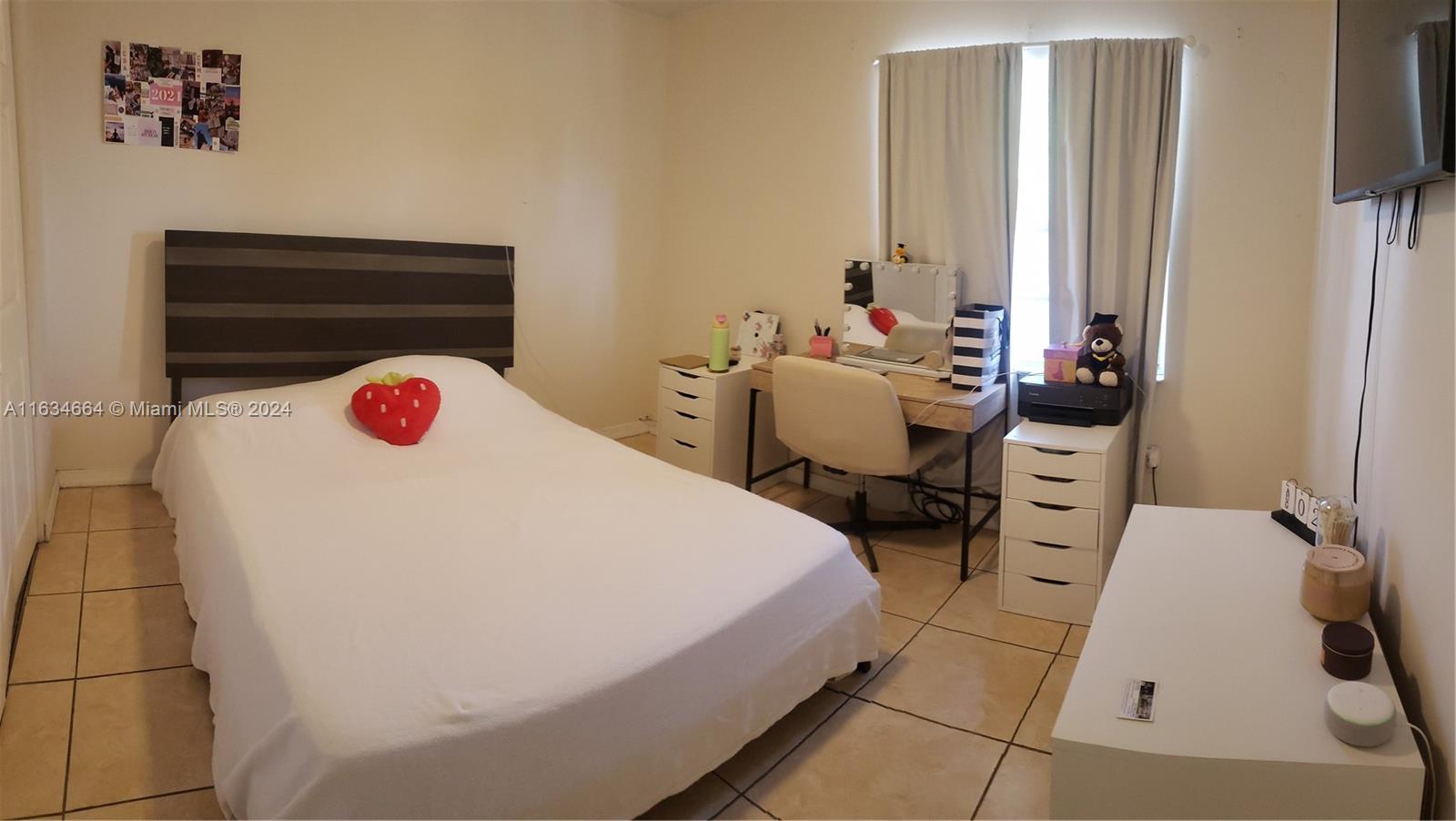 SEGOVIA CONDO - Residential