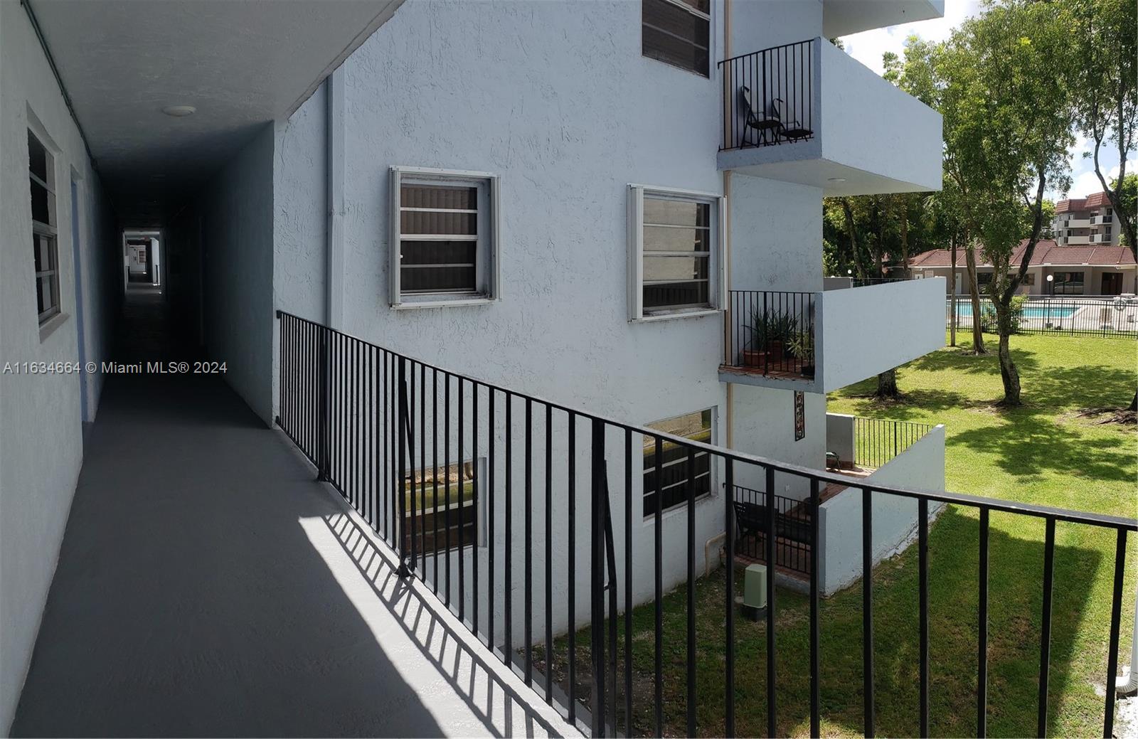 SEGOVIA CONDO - Residential