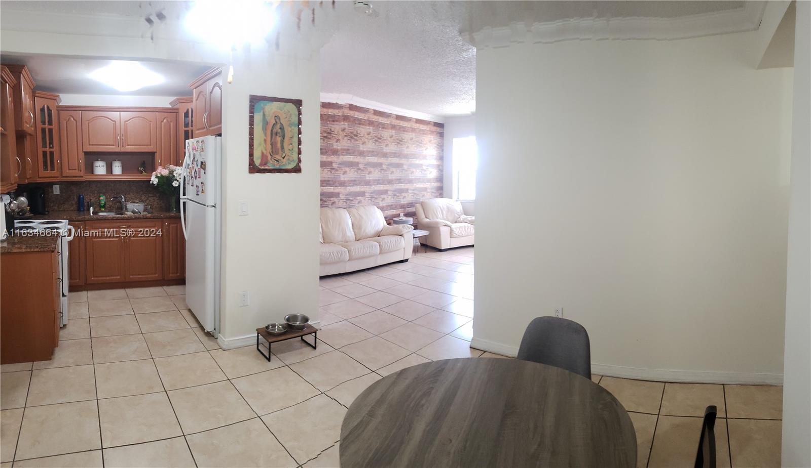 SEGOVIA CONDO - Residential