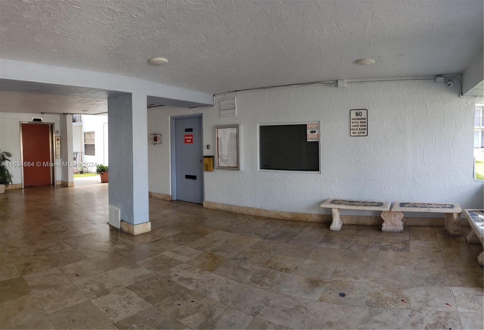 SEGOVIA CONDO - Residential