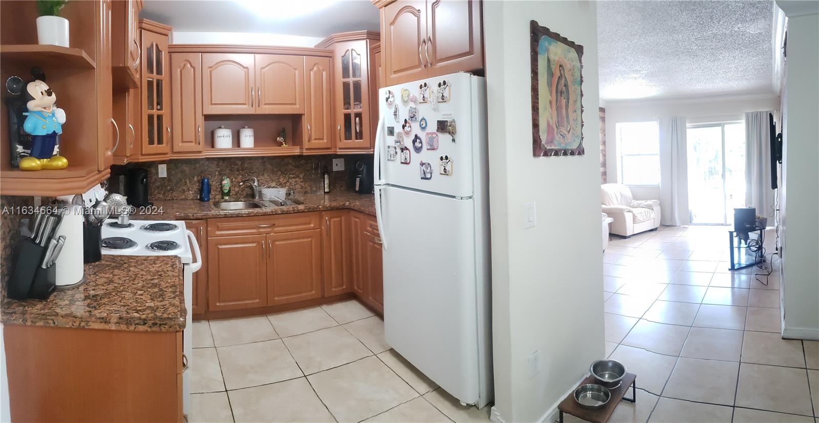 SEGOVIA CONDO - Residential