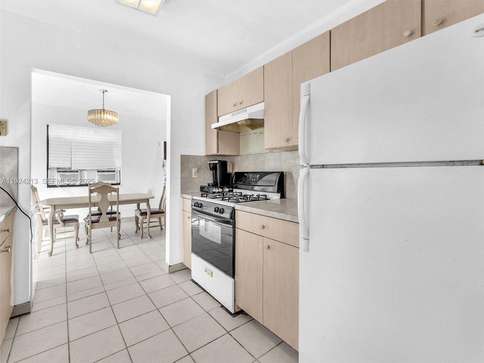 CAROL CITY 2ND ADDN - Residential