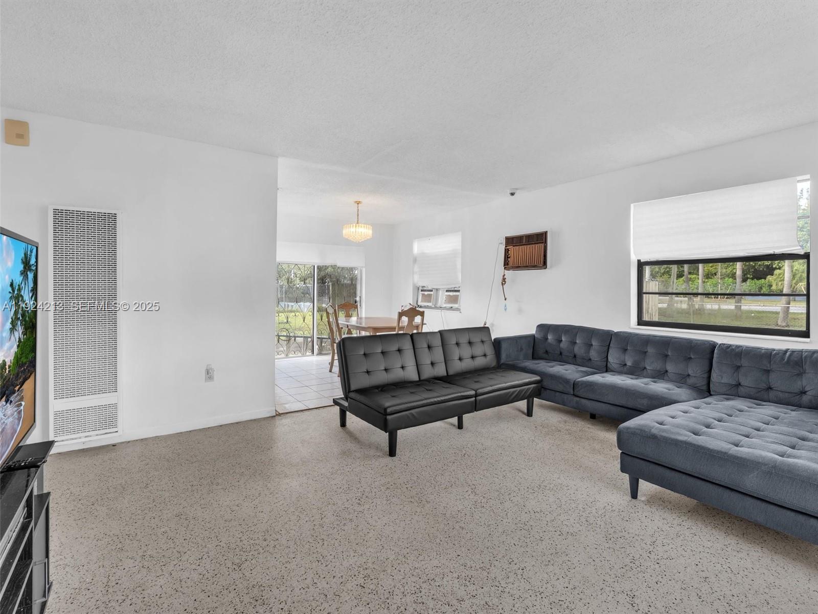 CAROL CITY 2ND ADDN - Residential