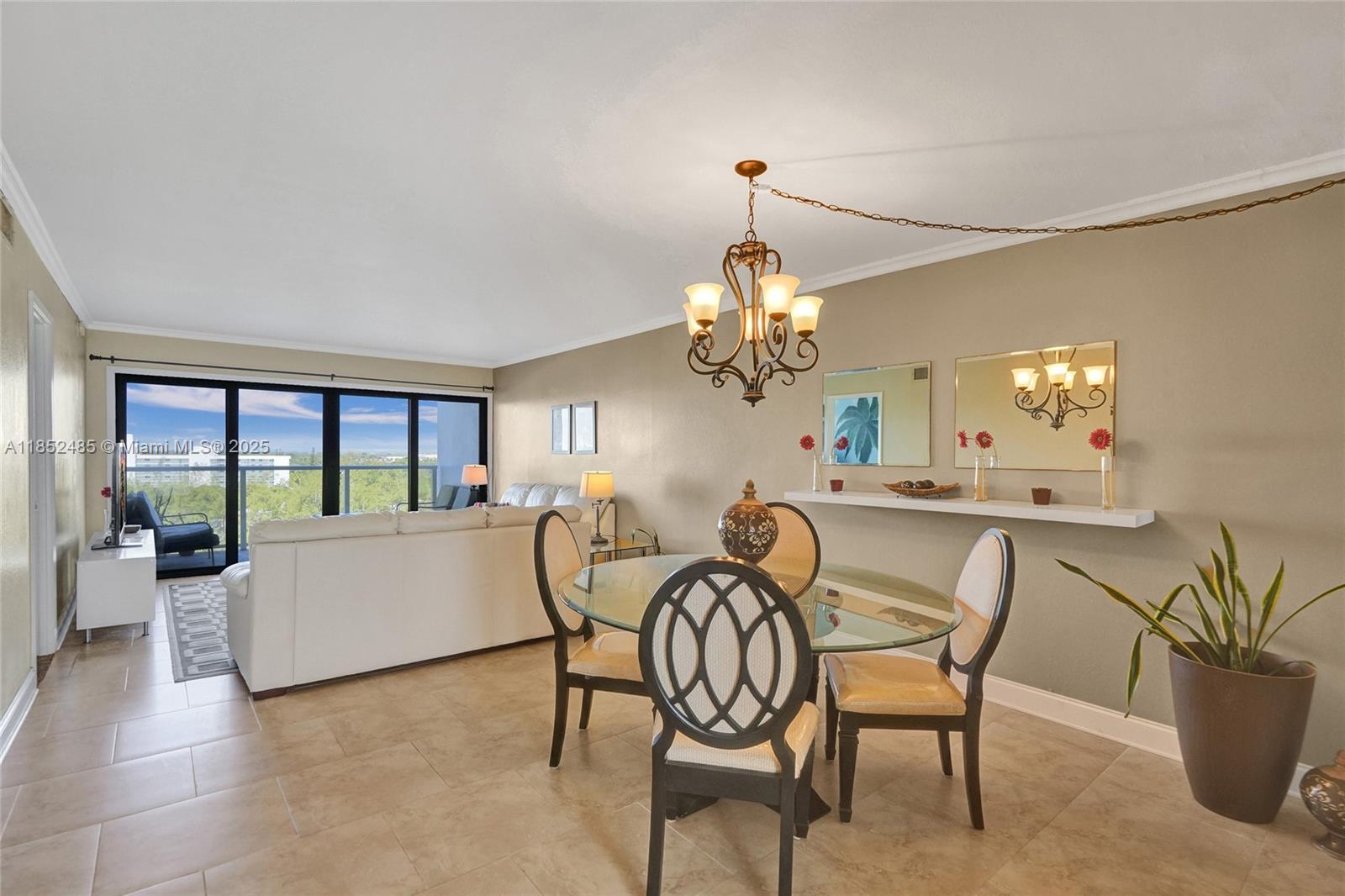 1401 N Riverside Dr 1005