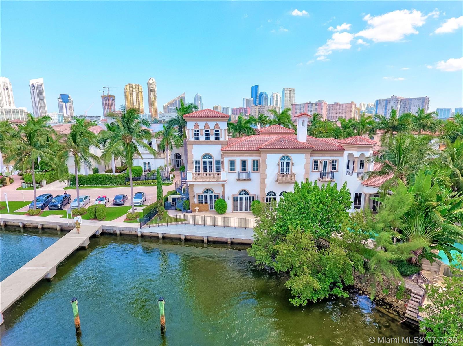 ISLAND ESTATES - Residential