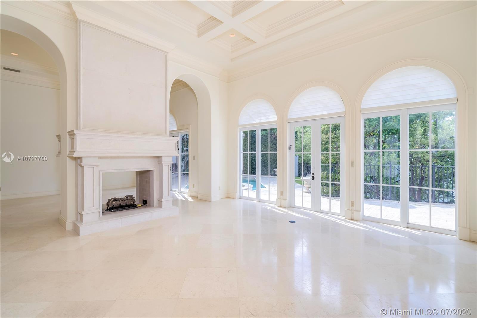 ISLAND ESTATES - Residential