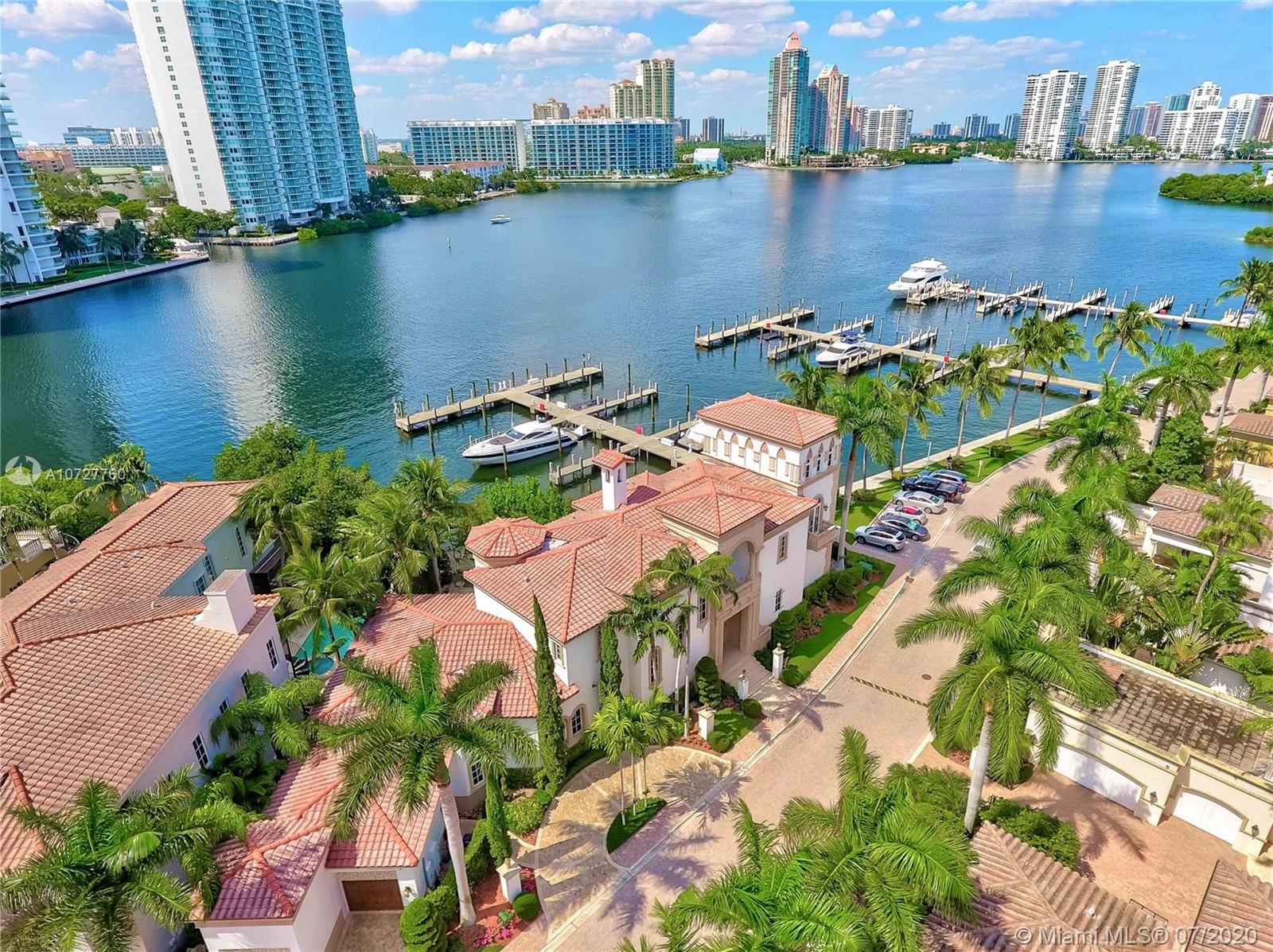 ISLAND ESTATES - Residential