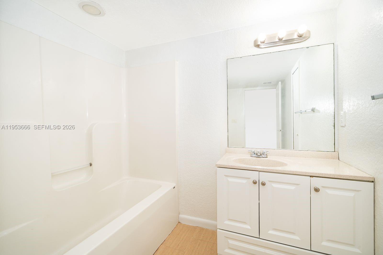 PALM SQUARE AT BELLE ISLE - Residential