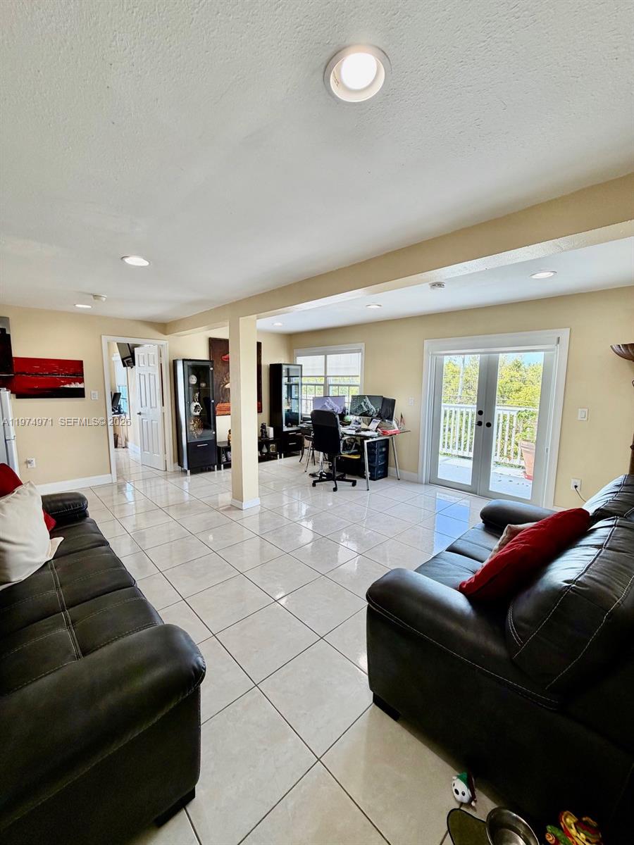 BLUE WATERS TR VILLAGE SE - Residential