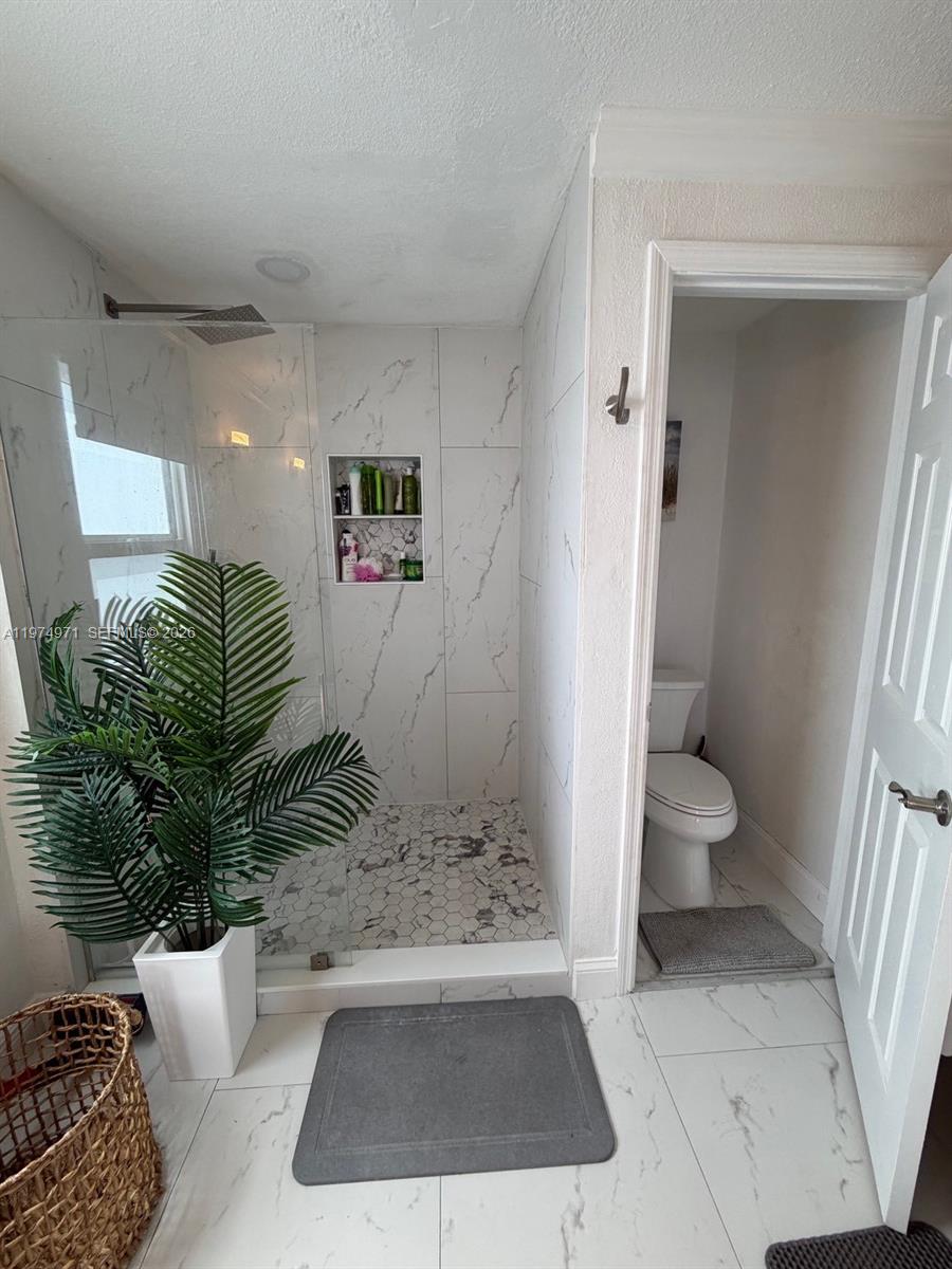 BLUE WATERS TR VILLAGE SE - Residential