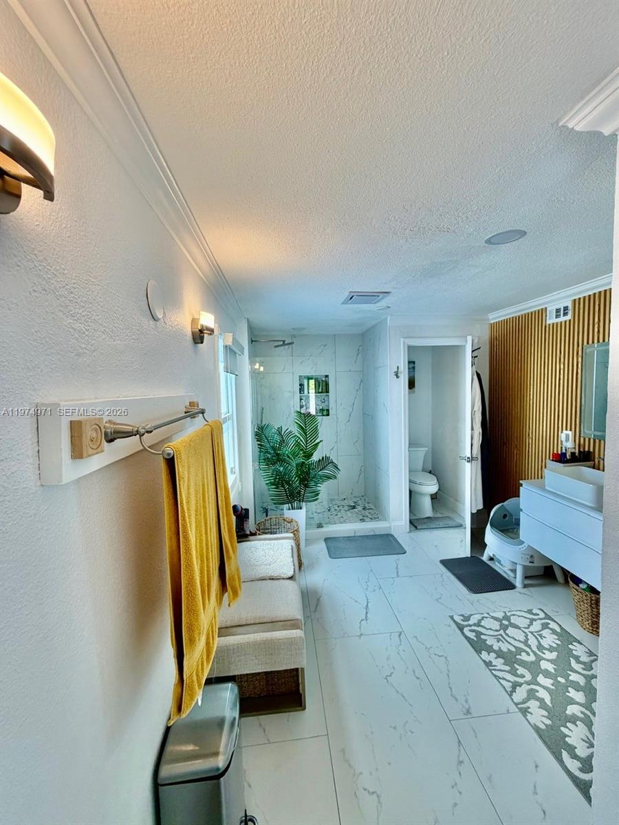 BLUE WATERS TR VILLAGE SE - Residential