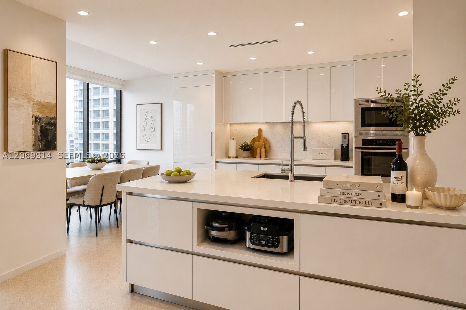 520 Brickell Key Dr A1421