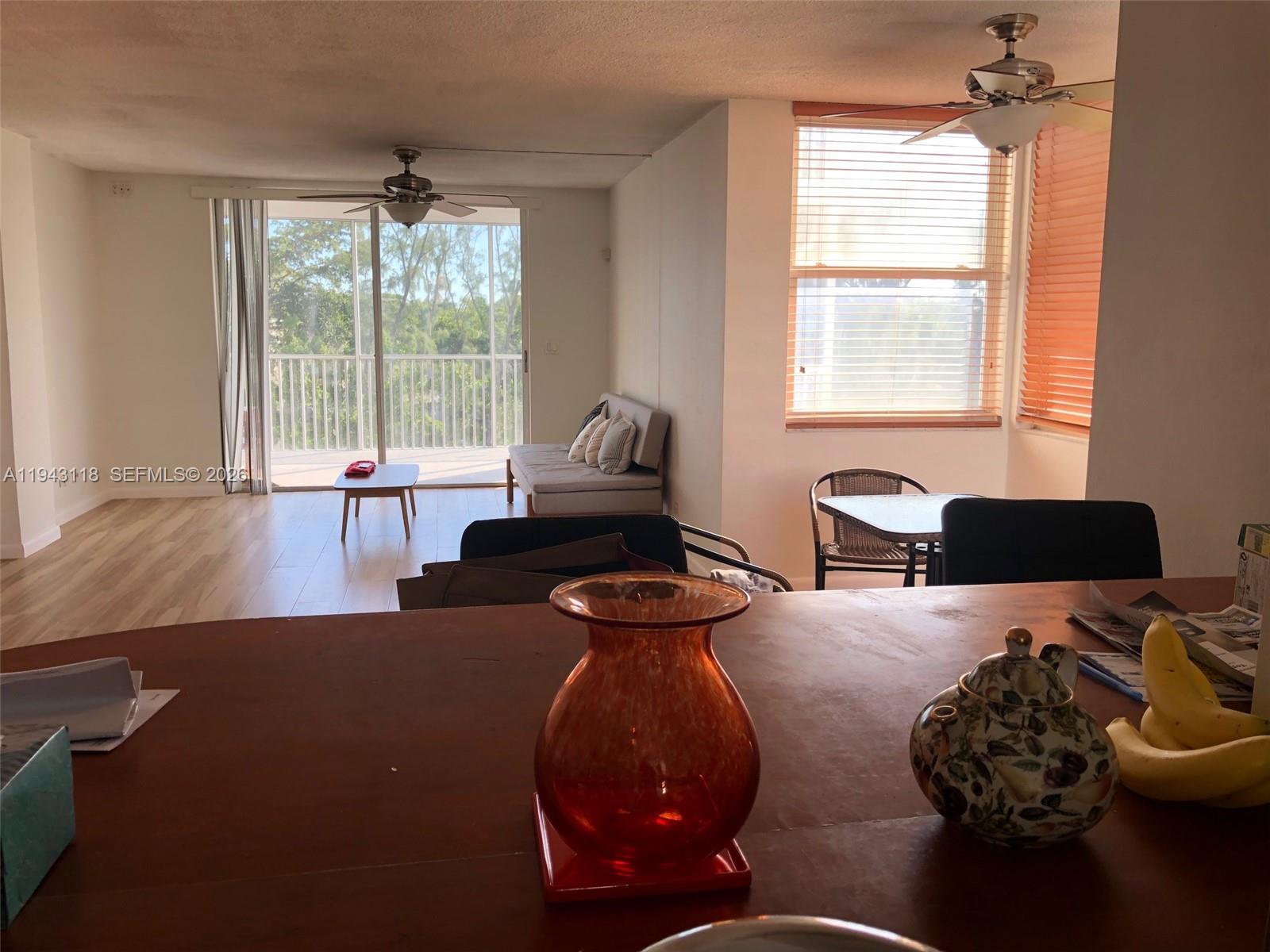 EASTERN SHORES WHITE HOUS - Residential