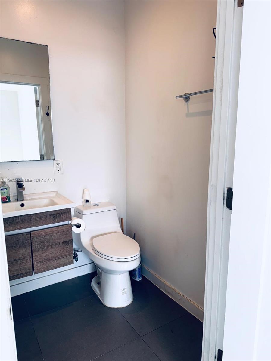 OCEANSIDE SEC ISLE OF NOR - Residential Lease