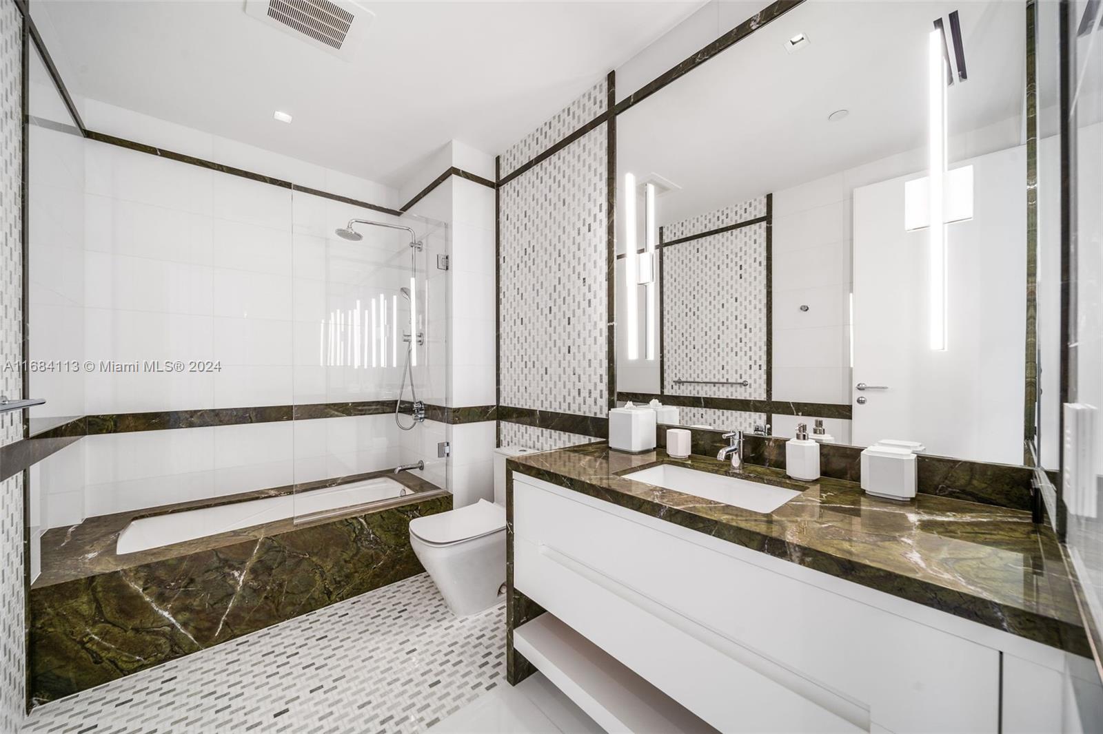 BAL HARBOUR NORTH SOUTH C - Residential